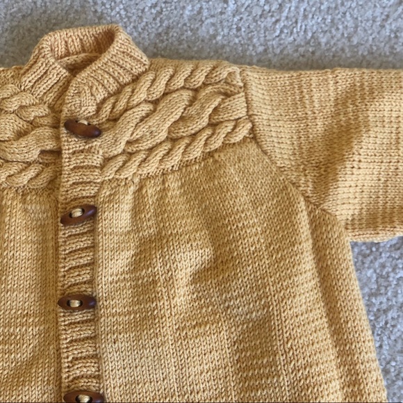 Handmade wool blend knit sweater - Picture 6 of 8